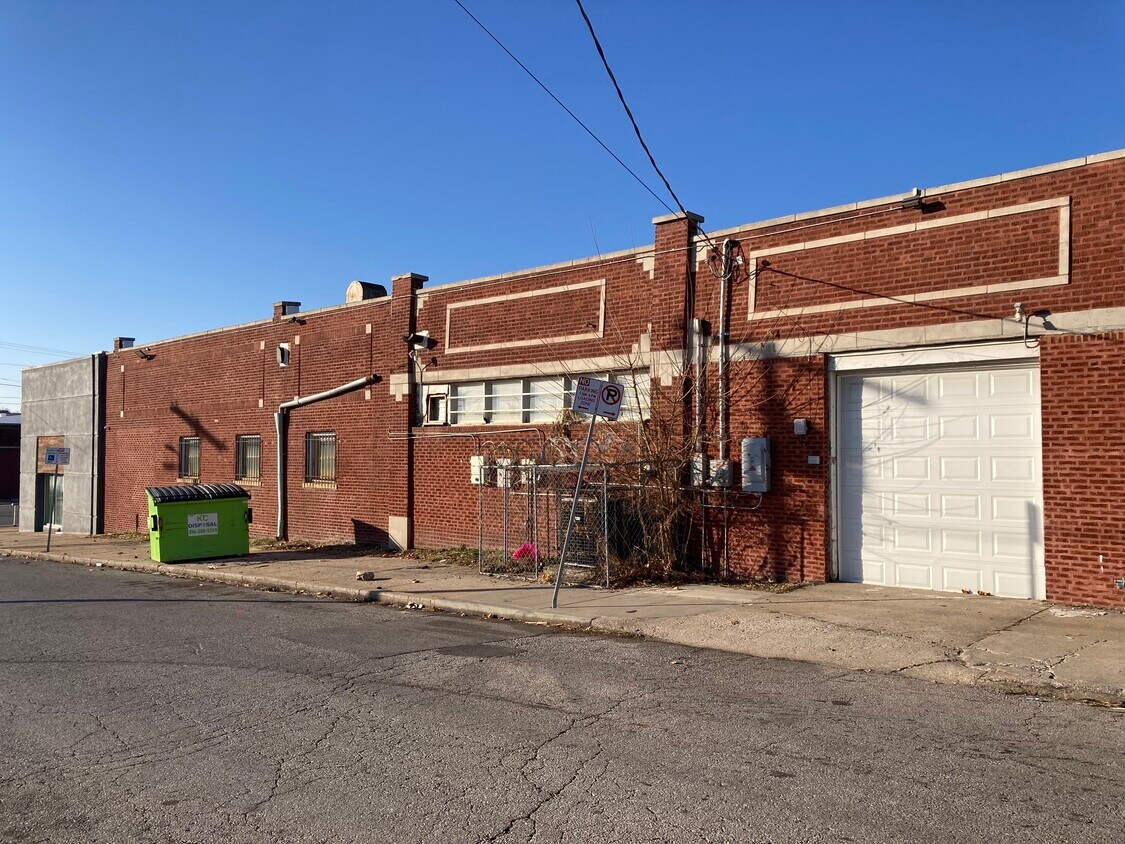 Small Warehouse Complex